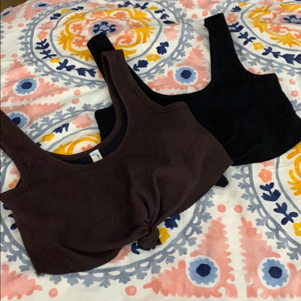 NWOT 2 FREE PEOPLE MOVEMENT  CROP TOPS Z39-33